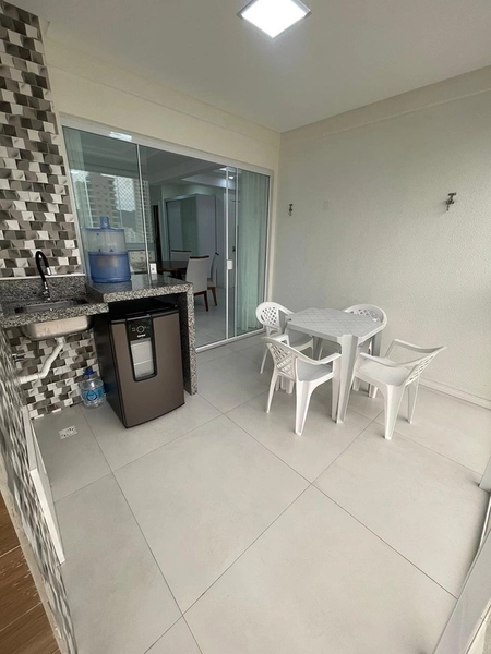 Apartamento para Locação Anual – Meia Praia | 3 Suítes | Mobiliado | 131 m²: 2ª foto da galeria de imagens do imóvel