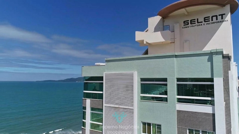 Quadra do mar, aproximados 80 metros da praia.: 2ª foto da galeria de imagens do imóvel