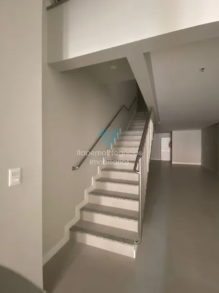 Sala Comercial em Balneário Camboriú, 160.23 m² privativos .: 5ª foto da galeria de imagens do imóvel