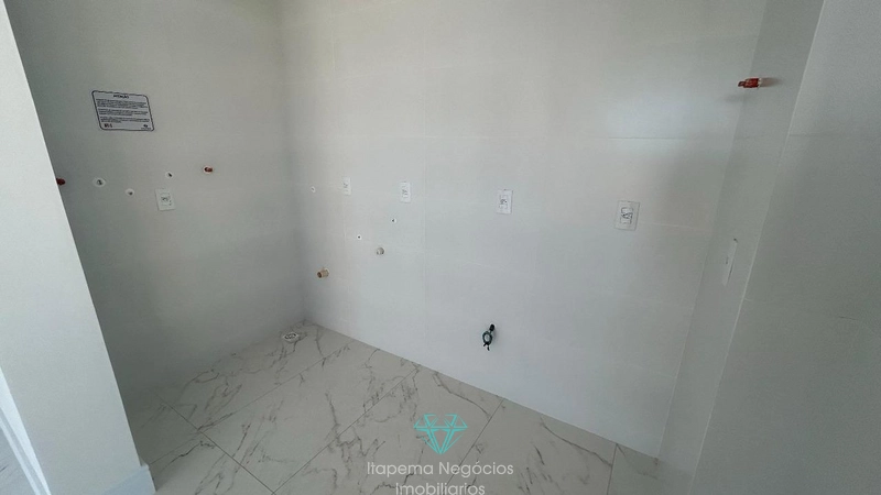 apartamento com 3 suítes e 2 vagas no Perequê: 6ª foto da galeria de imagens do imóvel