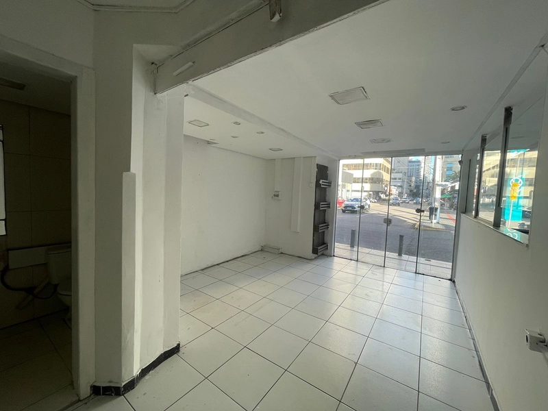 SALA COMERCIAL PARA LOCAÇÃO – FRENTE SEGUNDA AVENIDA: 2ª foto da galeria de imagens do imóvel