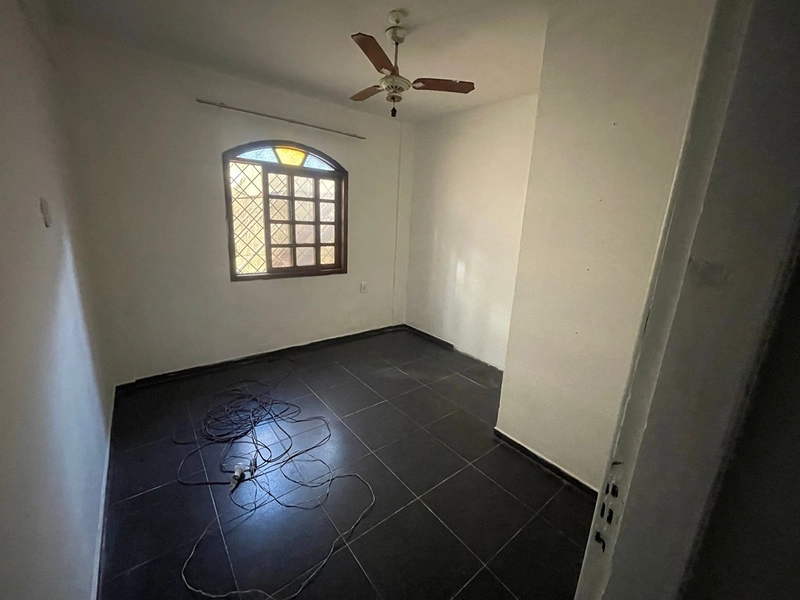 SALA COMERCIAL PARA LOCAÇÃO – FRENTE SEGUNDA AVENIDA: 3ª foto da galeria de imagens do imóvel