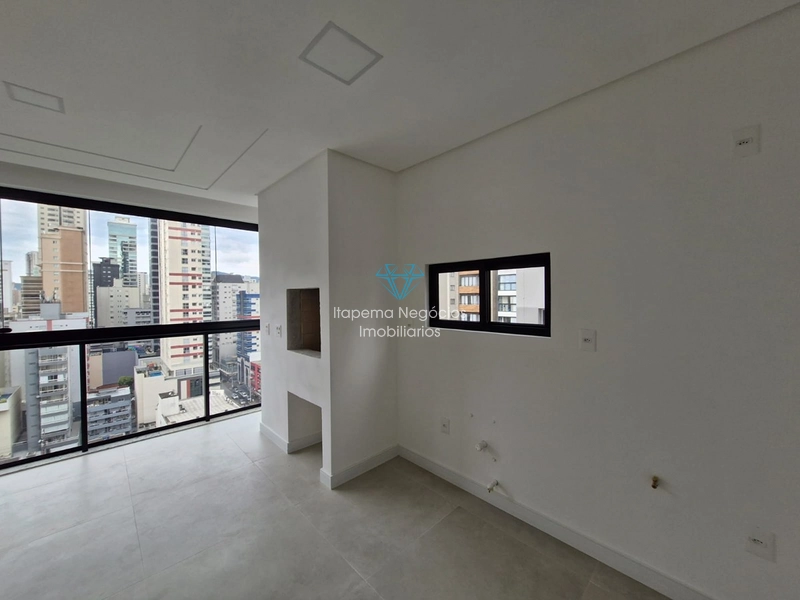 LOCAÇÃO DE APARTAMENTO EM MEIA PRAIA: 34ª foto da galeria de imagens do imóvel