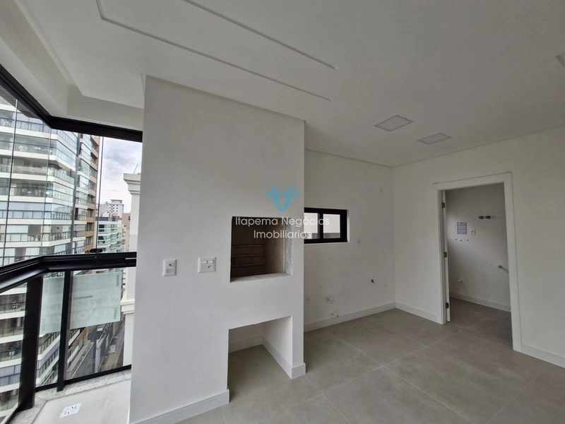 LOCAÇÃO DE APARTAMENTO EM MEIA PRAIA: 33ª foto da galeria de imagens do imóvel