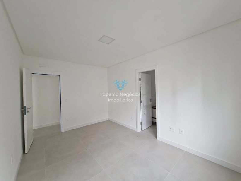 LOCAÇÃO DE APARTAMENTO EM MEIA PRAIA: 38ª foto da galeria de imagens do imóvel