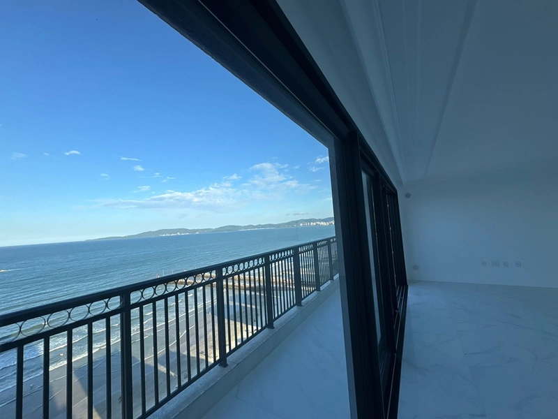 4 Suítes Frente Mar no Centro – Conforto e Vista Permanente: 10ª foto da galeria de imagens do imóvel
