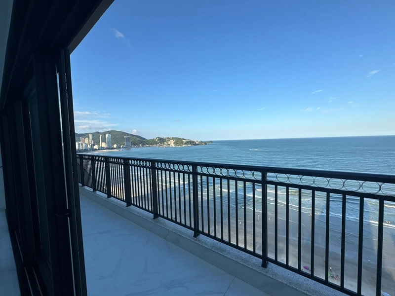 4 Suítes Frente Mar no Centro – Conforto e Vista Permanente: 8ª foto da galeria de imagens do imóvel