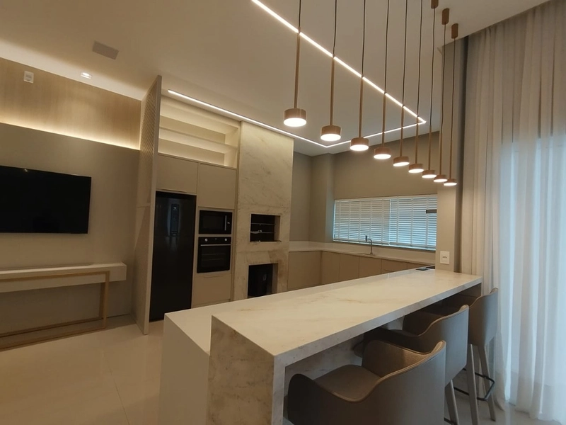 Apartamento localizado no centro de Itapema com vista mar sem mobilia.: 36ª foto da galeria de imagens do imóvel