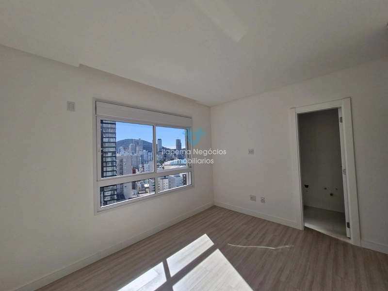 Apartamento localizado no centro de Itapema com vista mar sem mobilia.: 28ª foto da galeria de imagens do imóvel