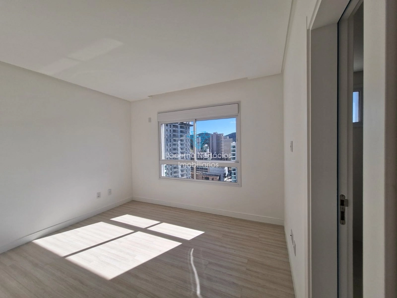 Apartamento localizado no centro de Itapema com vista mar sem mobilia.: 26ª foto da galeria de imagens do imóvel