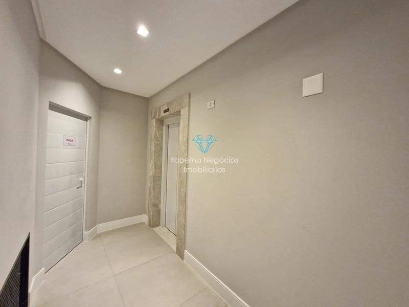 Apartamento à Venda – Vista Mar | Meia Praia: 9ª foto da galeria de imagens do imóvel