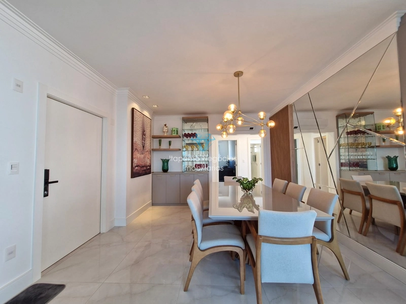Apartamento à Venda – Vista Mar | Meia Praia: 10ª foto da galeria de imagens do imóvel