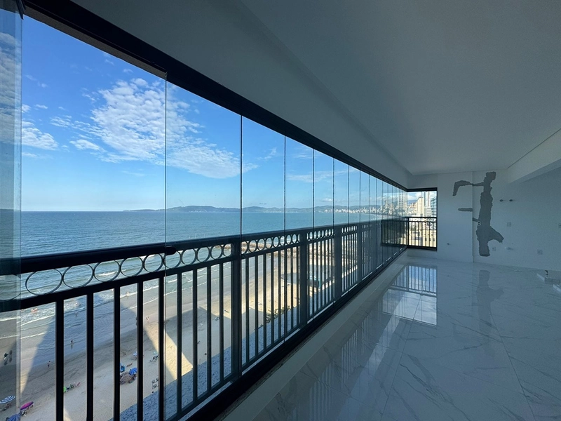 Alto Padrão Frente Mar – 4 Suítes no Centro: 1ª foto da galeria de imagens do imóvel