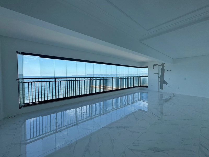 Alto Padrão Frente Mar – 4 Suítes no Centro: 4ª foto da galeria de imagens do imóvel