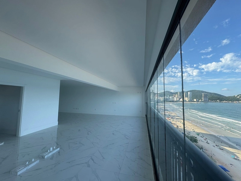 Alto Padrão Frente Mar – 4 Suítes no Centro: 7ª foto da galeria de imagens do imóvel