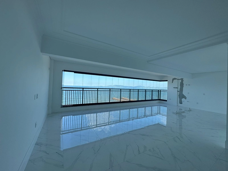 Alto Padrão Frente Mar – 4 Suítes no Centro: 2ª foto da galeria de imagens do imóvel