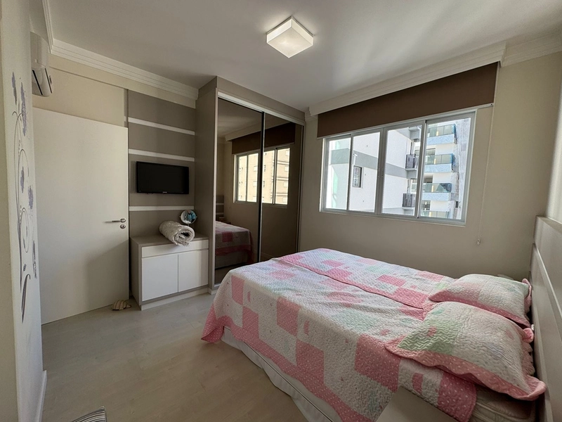 Apartamento 4 Dormitórios Sendo 4 Suítes. Frente Mar: 27ª foto da galeria de imagens do imóvel
