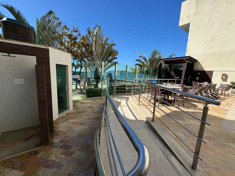 Apartamento 4 Dormitórios Sendo 4 Suítes. Frente Mar: 2ª foto da galeria de imagens do imóvel