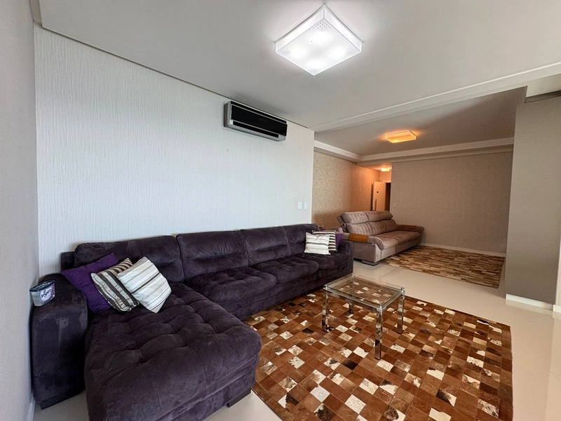 Apartamento 4 Dormitórios Sendo 4 Suítes. Frente Mar: 39ª foto da galeria de imagens do imóvel