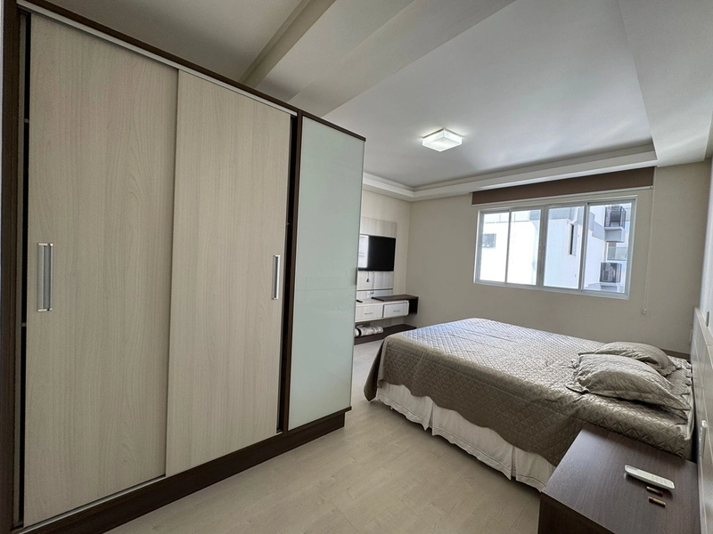 Apartamento 4 Dormitórios Sendo 4 Suítes. Frente Mar: 23ª foto da galeria de imagens do imóvel