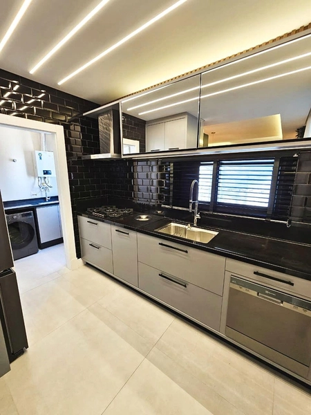 Apartamento 4 Dormitórios Sendo 4 Suítes .: 7ª foto da galeria de imagens do imóvel
