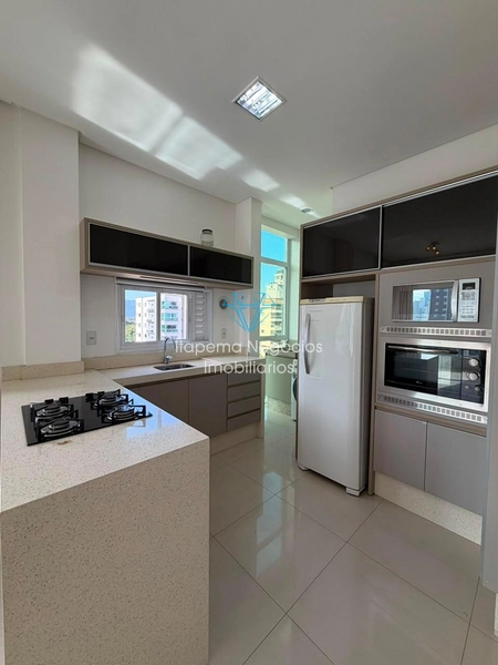 VENDA – APARTAMENTO NA TERCEIRA QUADRA DO MAR | MEIA PRAIA – ITAPEMA/SC: 3ª foto da galeria de imagens do imóvel