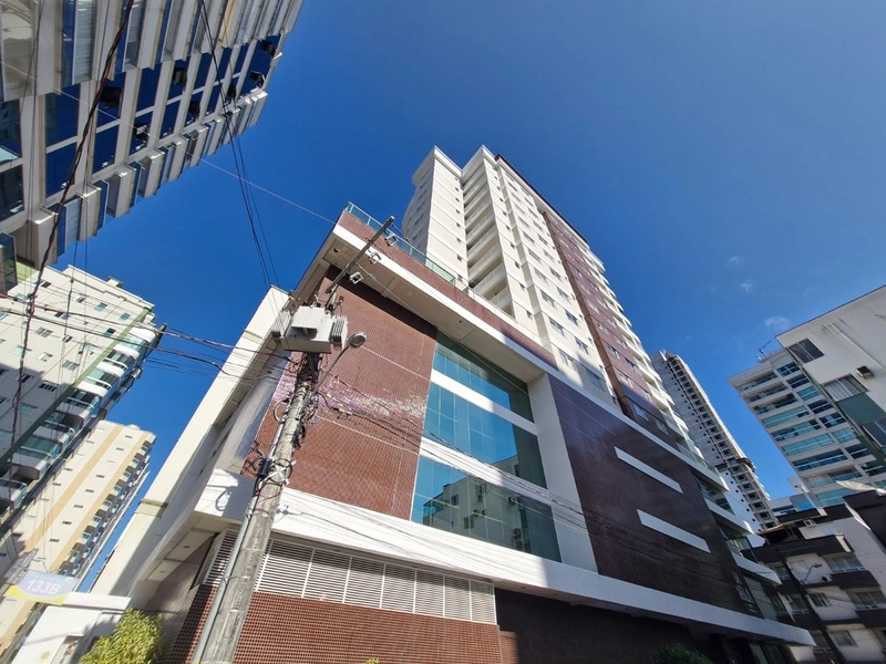 LOCAÇÃO ANUAL – 3 SUÍTES NA QUADRA DO MAR | CENTRO DE ITAPEMA: 43ª foto da galeria de imagens do imóvel