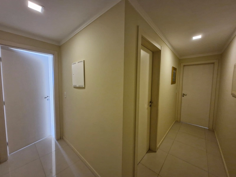 LOCAÇÃO ANUAL – 3 SUÍTES NA QUADRA DO MAR | CENTRO DE ITAPEMA: 23ª foto da galeria de imagens do imóvel