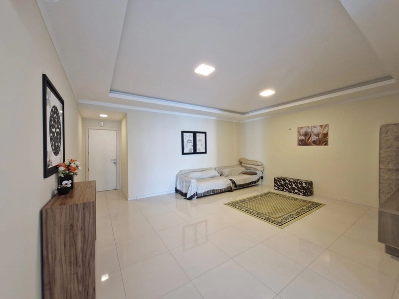 LOCAÇÃO ANUAL – 3 SUÍTES NA QUADRA DO MAR | CENTRO DE ITAPEMA: 7ª foto da galeria de imagens do imóvel