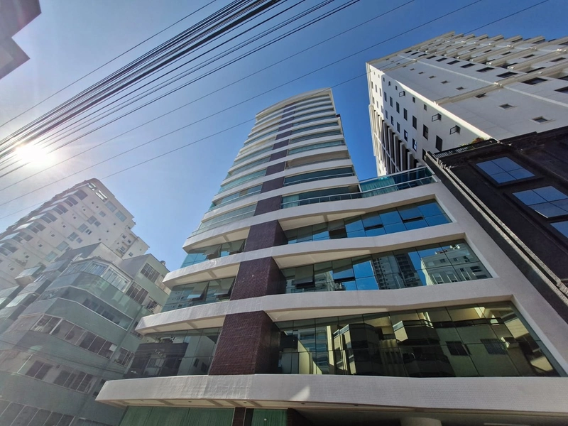 LOCAÇÃO ANUAL – 3 SUÍTES NA QUADRA DO MAR | CENTRO DE ITAPEMA: 42ª foto da galeria de imagens do imóvel