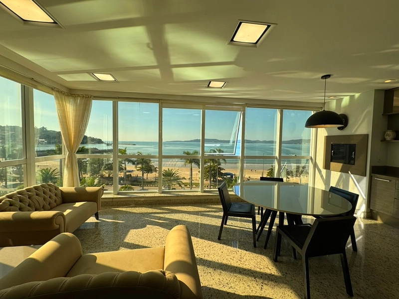 APARTAMENTO FRENTE MAR À VENDA – CENTRO DE ITAPEMA/SC: 5ª foto da galeria de imagens do imóvel