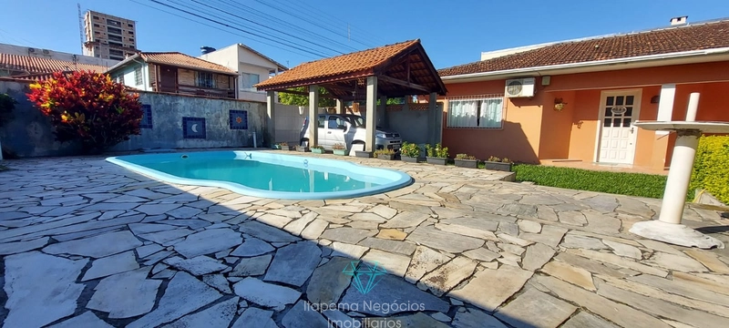 Casa em 2 terrenos com área de 504m² em região nobre do Morretes: 13ª foto da galeria de imagens do imóvel