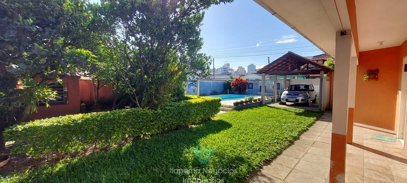 Casa em 2 terrenos com área de 504m² em região nobre do Morretes: 6ª foto da galeria de imagens do imóvel