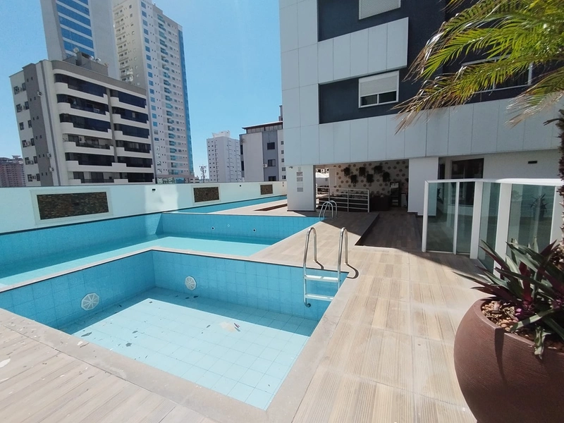 Apartamento a venda em Itapema com 4 quartos, sendo 4 suítes e 3 vagas de garagem.: 5ª foto da galeria de imagens do imóvel