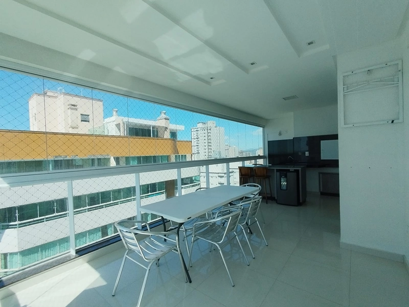 Apartamento a venda em Itapema com 4 quartos, sendo 4 suítes e 3 vagas de garagem.: 1ª foto da galeria de imagens do imóvel