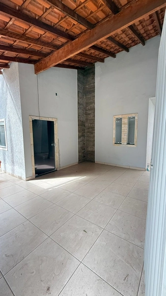 Casa no Sagrado Coração com piscina: 2ª foto da galeria de imagens do imóvel