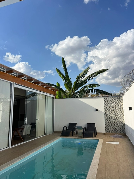 Casa com piscina aquecida: 32ª foto da galeria de imagens do imóvel