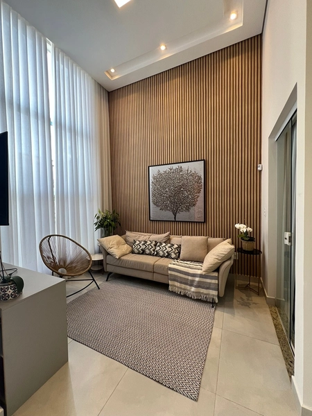 Casa com piscina aquecida: 4ª foto da galeria de imagens do imóvel