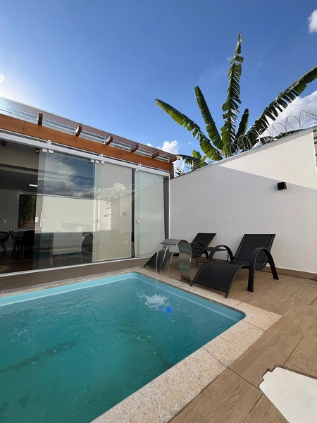 Casa com piscina aquecida: 35ª foto da galeria de imagens do imóvel