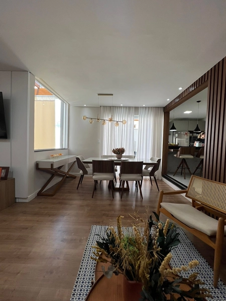 Casa com piscina aquecida: 26ª foto da galeria de imagens do imóvel