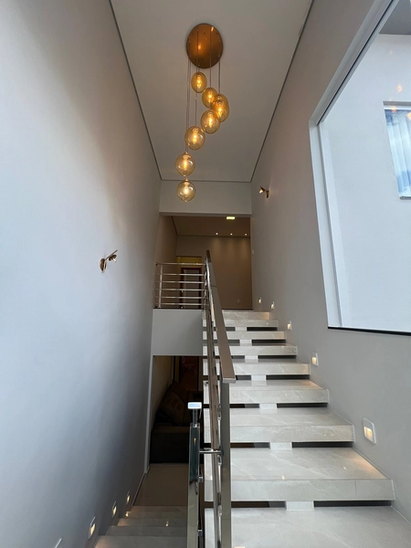 Casa moderna com 4 dormitórios e piscina de 900 mil por 790 mil: 14ª foto da galeria de imagens do imóvel