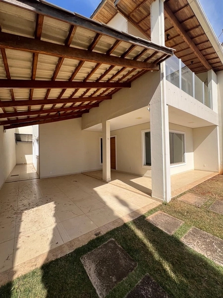 Casa no Imperial por 600 mil: 3ª foto da galeria de imagens do imóvel