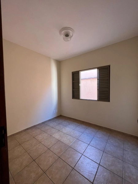 Casa de terreno inteiro com 3 quartos por 385 mil: 10ª foto da galeria de imagens do imóvel