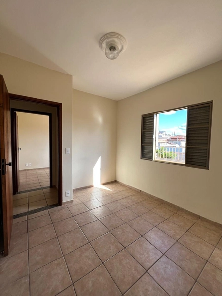 Casa de terreno inteiro com 3 quartos por 385 mil: 12ª foto da galeria de imagens do imóvel