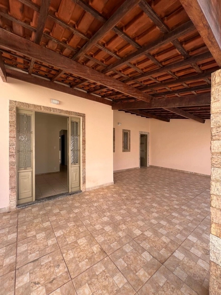 Casa de terreno inteiro com 3 quartos por 385 mil: 4ª foto da galeria de imagens do imóvel