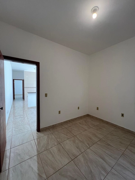 Casa com suíte por 290 mil: 6ª foto da galeria de imagens do imóvel