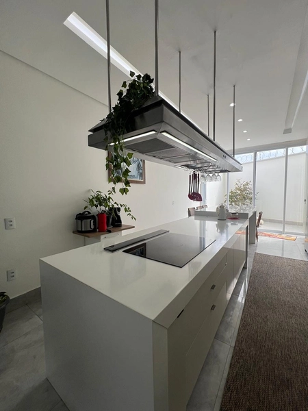 Casa moderna com 4 dormitórios sendo 3 suítes: 15ª foto da galeria de imagens do imóvel