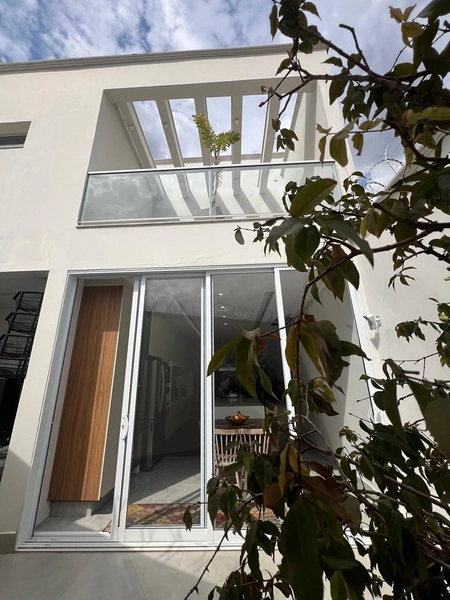 Casa moderna com 4 dormitórios sendo 3 suítes: 21ª foto da galeria de imagens do imóvel