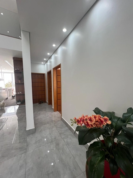 Casa moderna com 4 dormitórios sendo 3 suítes: 23ª foto da galeria de imagens do imóvel