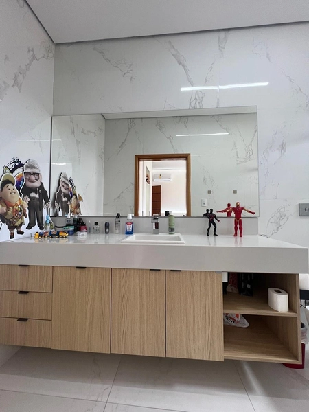 Casa moderna com 4 dormitórios sendo 3 suítes: 49ª foto da galeria de imagens do imóvel